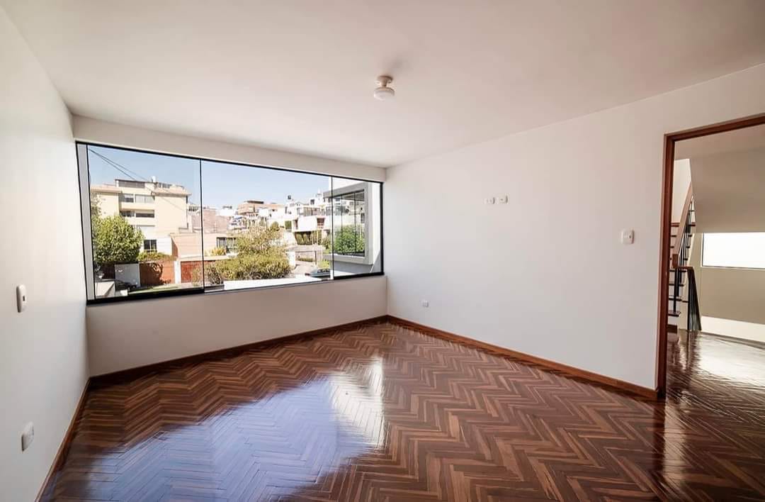 924a61de-3d93-47eb-afb2-8d0b25125e0f